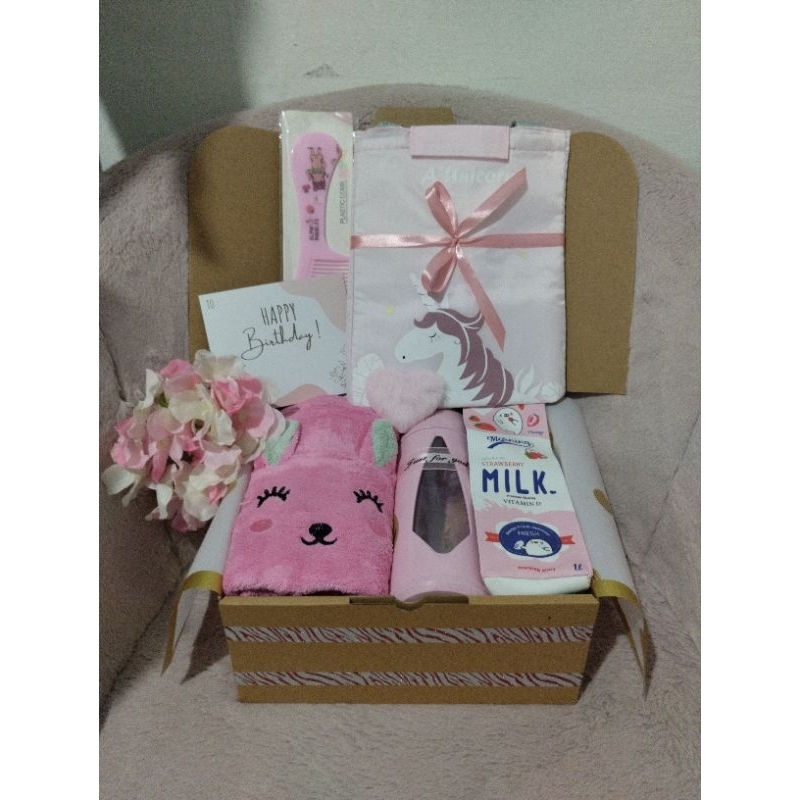 Hampers Custom Kado Ulang Tahun Anak Perempuan Usia 5-10 Tahun