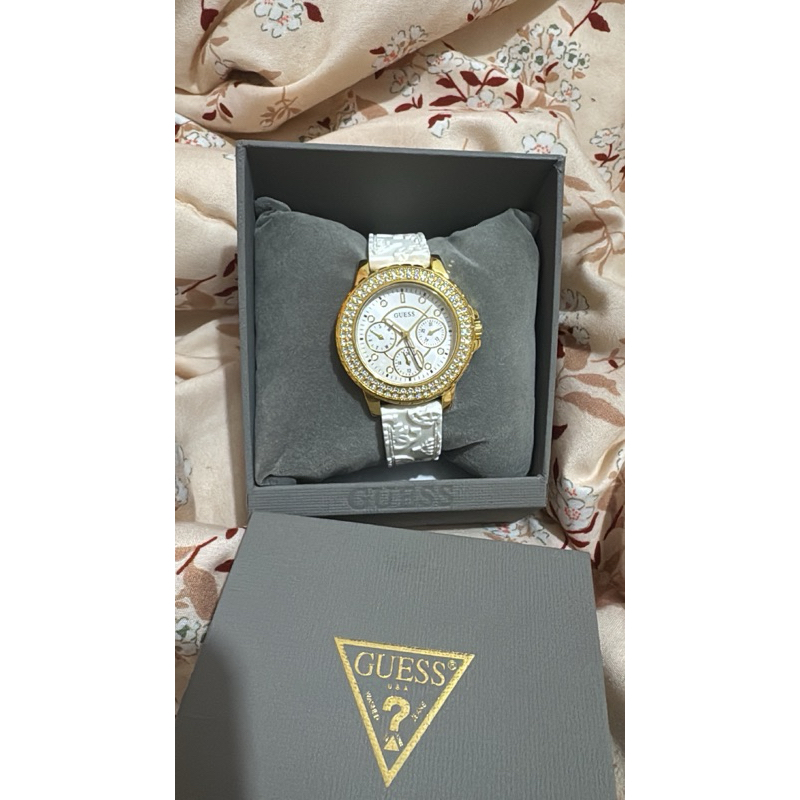 Preloved Jam Tangan Guess