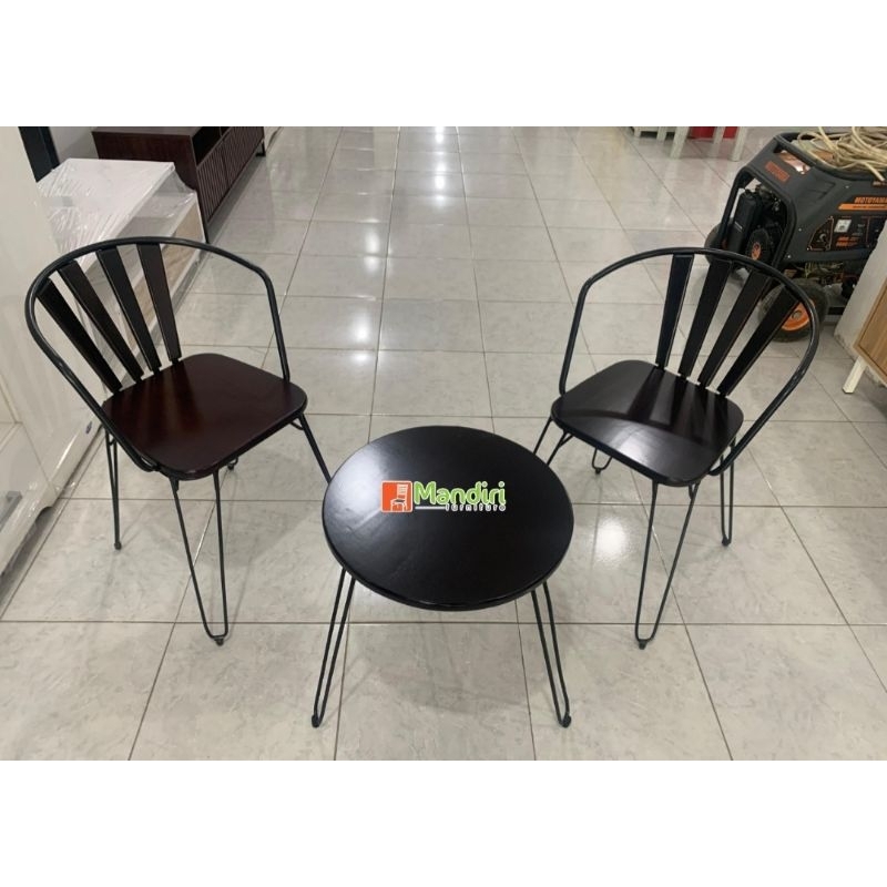 Kursi teras besi minimalis