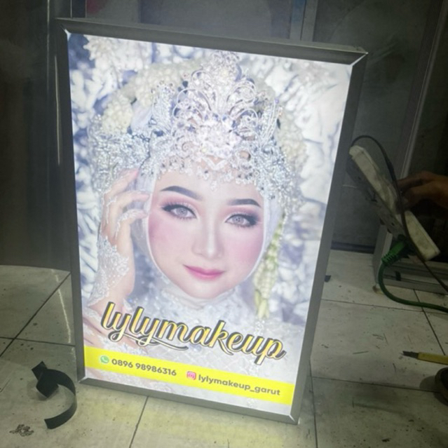 Reklame Neon Box Custom 40x60 2 sisi Akrilik