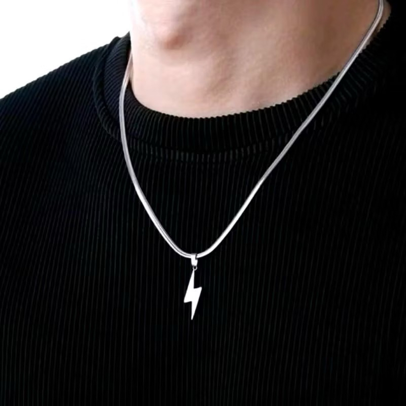 KALUNG LIONTIN PETIR KALUNG PRIA TITANIUM ANTI KARAT ANTI LUNTUR