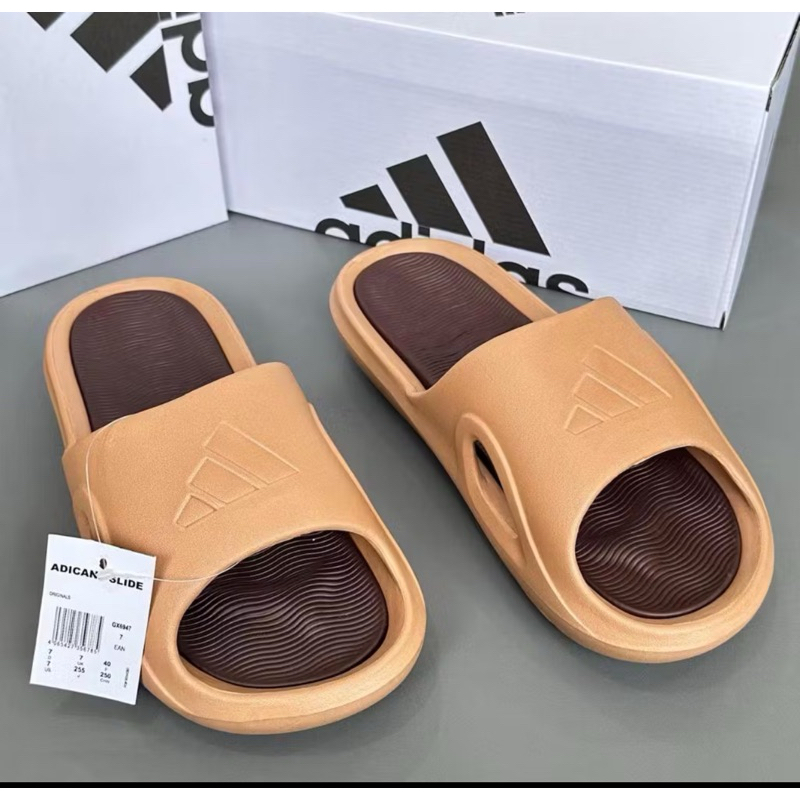 sandal adidasss adicane