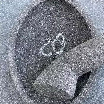 Cobek Oval Batu Asli uk 20cm +ulekan