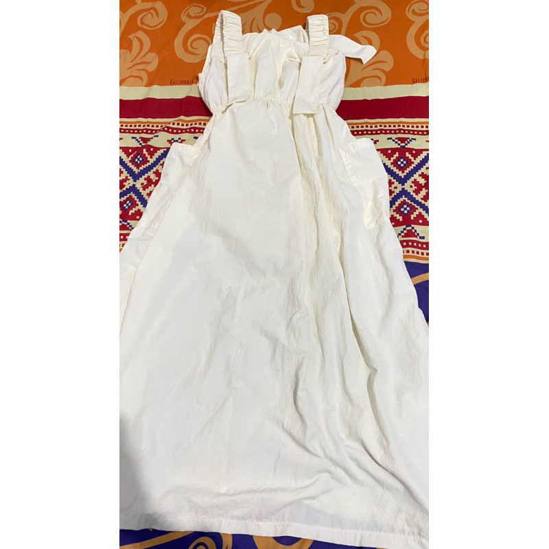 preloved sweater dan gaun