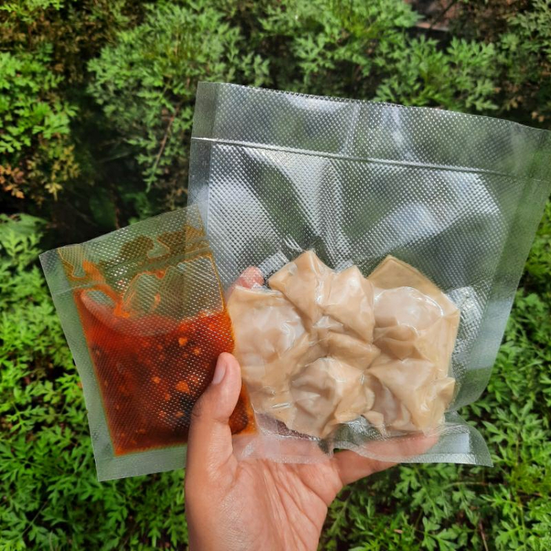 

Wonton Viral Free Chili Oil Pedas Isi 5 Pcs