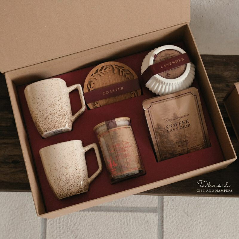

WHISPER Set - Season's Greetings Hampers Gifts New Year and Christmas.