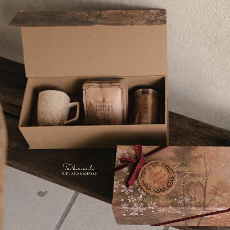 

STARLIGHT Set - Christmas Hampers 2024. Hampers Natal. Parsel Natal Xmas. Season's Greetings Hampers Gifts New Year and Christmas.