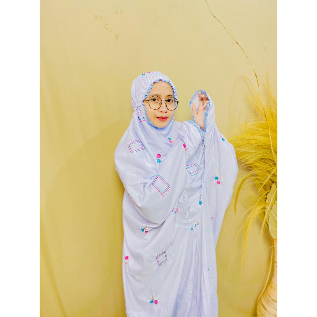 Mukena Terusan Bordir Seribu Bunga Motif Bunga Melati Mukena Terusan Kudusan