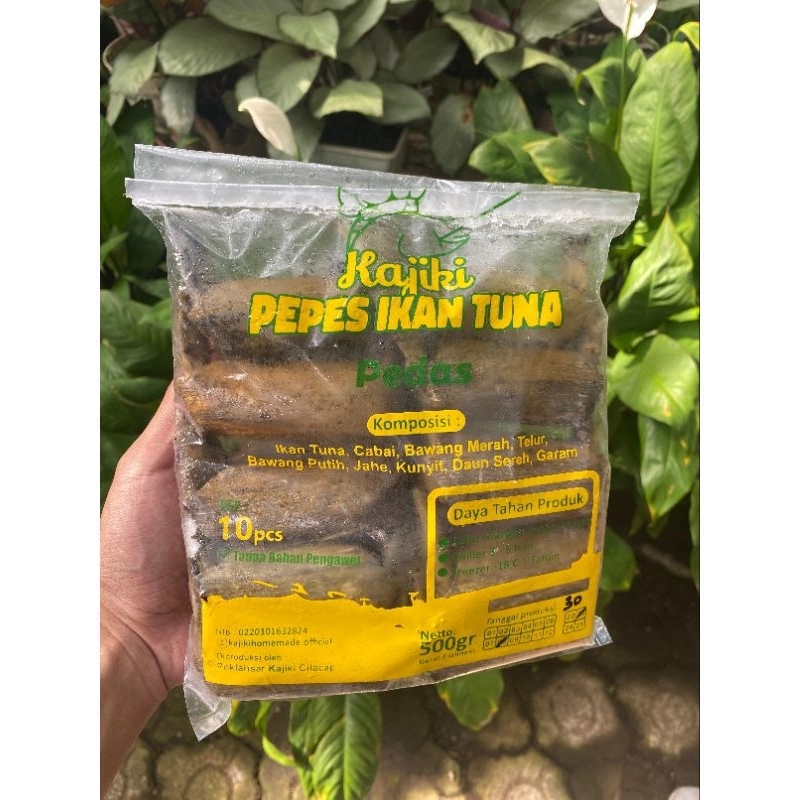 

Pepes Ikan Tuna