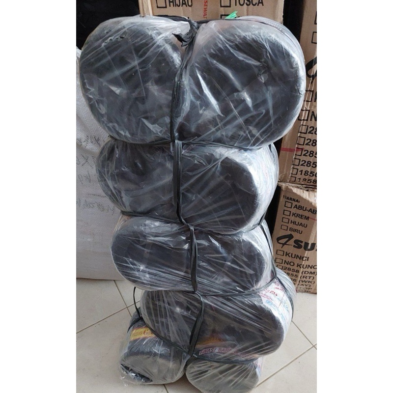 

Rafia Hitam Glundung Besar 1kg