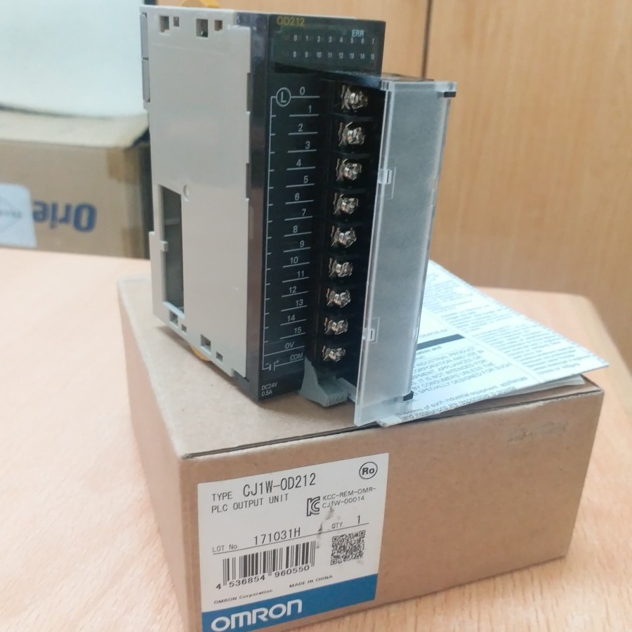 Omron PLC CJ1W-OD212Omron PLC CJ1WOD212