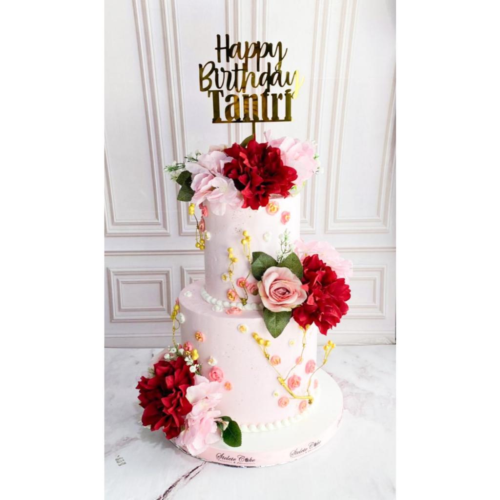 

Kue Ulang Tahun/Birthday Cake/Kue Ultah tema Flower/Kue Ultah Bunga/Kue ultah 2 Tingkat