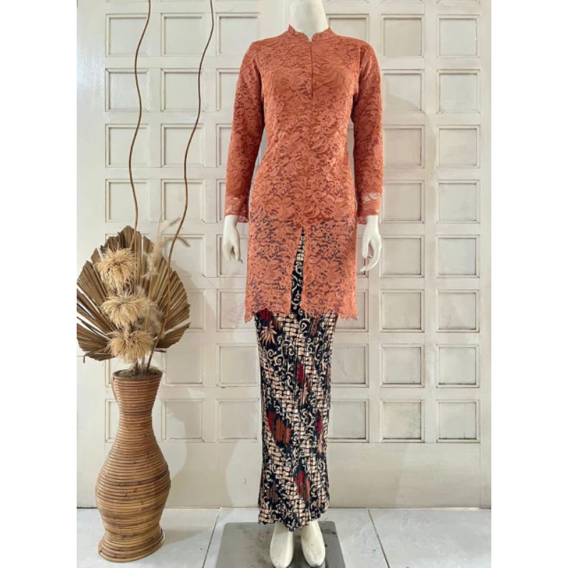 atasan kebaya tunik brokat//atasan kebaya modern//atasan kebaya pesta