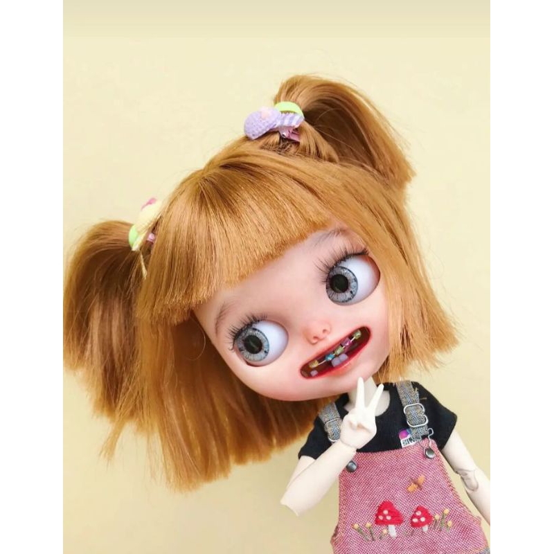 Blythe Doll Custom memakai behel super cute