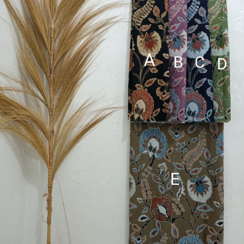 Batik Halus Sekar Seruni / Kode 24724 / Batik Halus / Batik Besway / Batik Sekar Seruni / Batik Besw