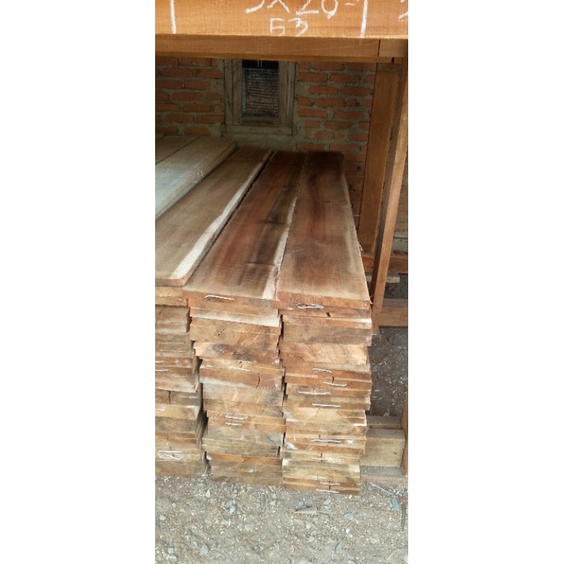 Menjual Berbagai jenis kayu Dan Ukuran Kayu /Jati /Mahony/ Bayur/Marnium/Gamelina/Durian/ jonging/dl