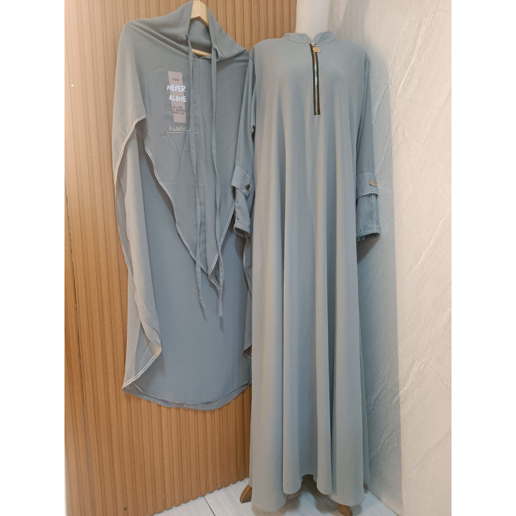 Gamis Qiblat polos cerutti wanita plus hijab syar'i