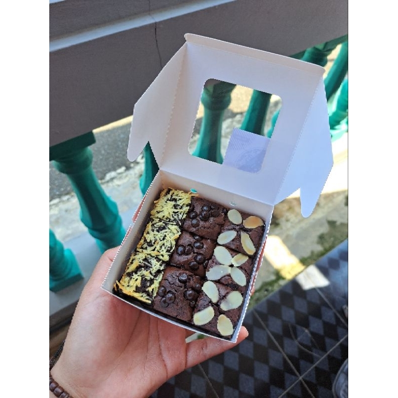 

fudgy brownies skat coklat mini Uk.10 x 10