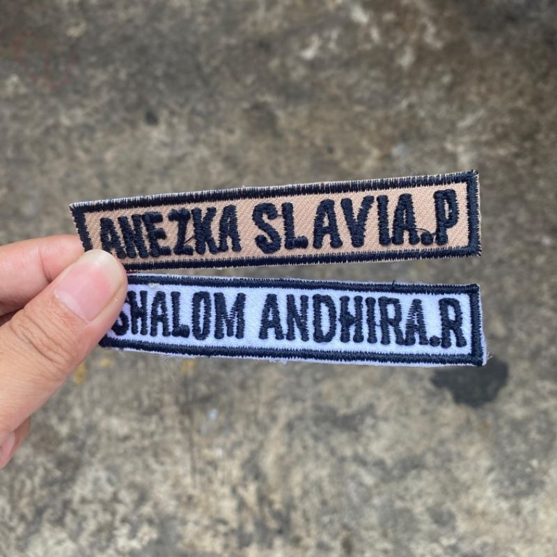 

BORDIR NAMA / NAME TAG / NAMA SERAGAM (BISA REQUEST TANGGAL)