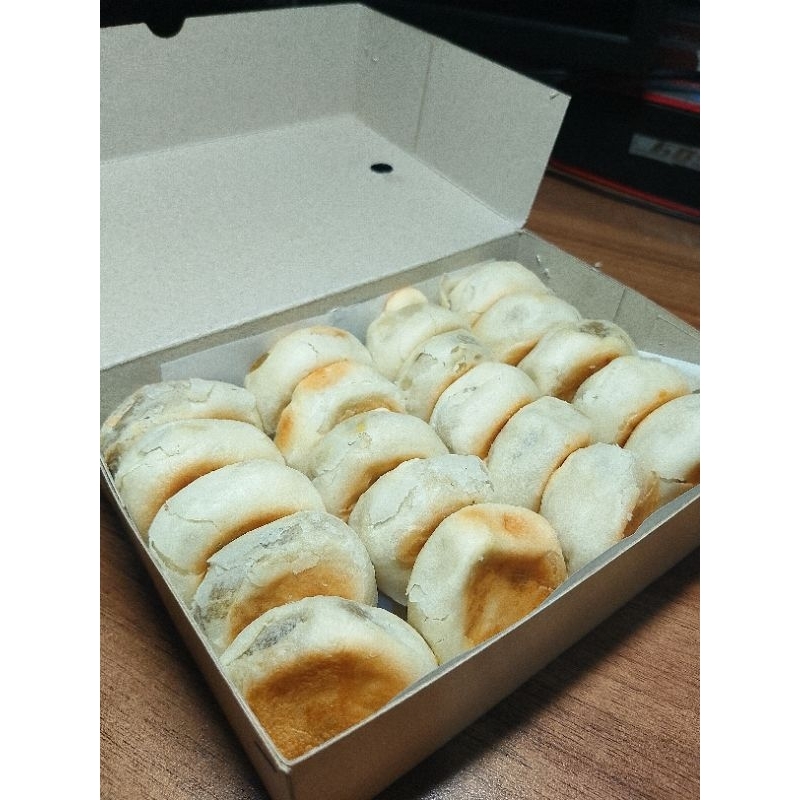 

Bakpia kacang hijau isi 15