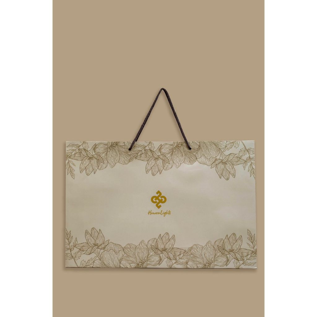 

Heaven Lights - Paperbag Medium - Ukuran 48