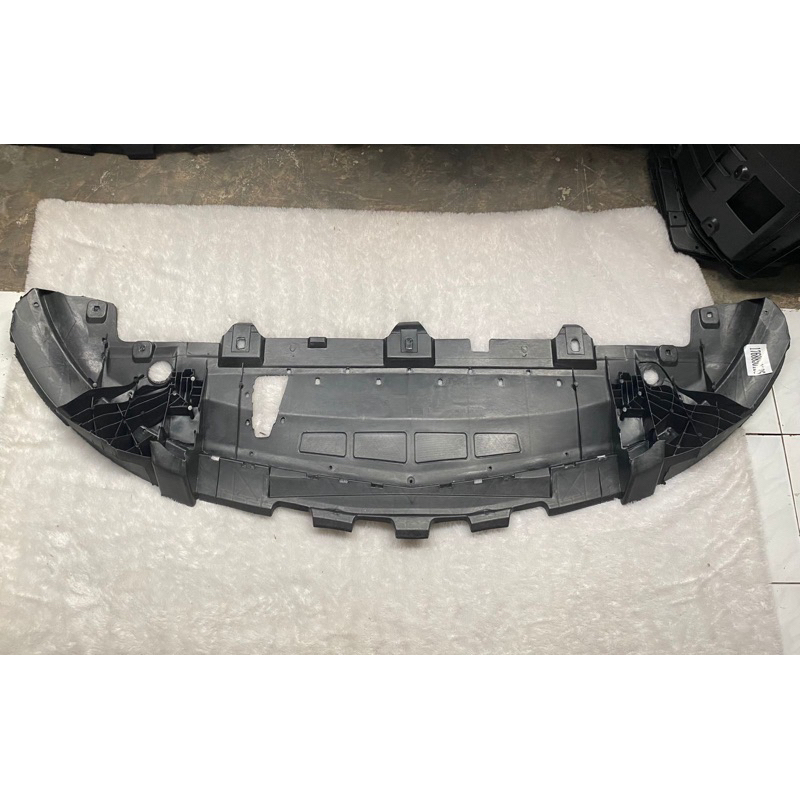 Cover Dek Bawah Mesin Depan Mercedes Benz W176 W117 W246 (2006-2011) Aftermarket