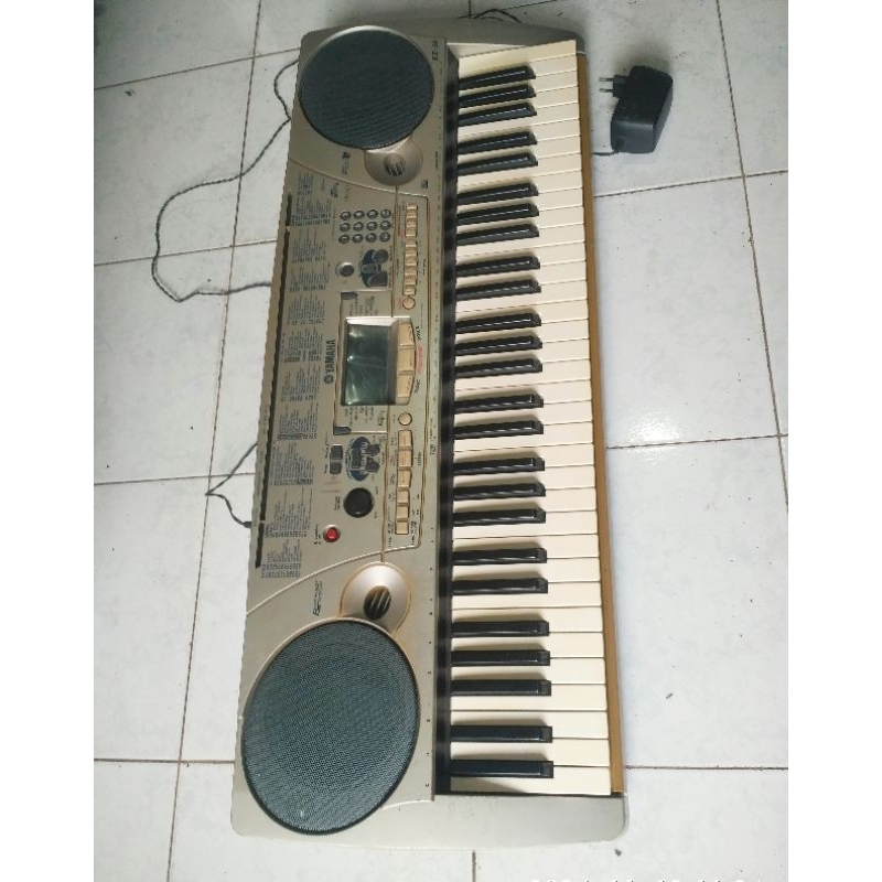 keyboard,piano yamaha EZ30,normal second