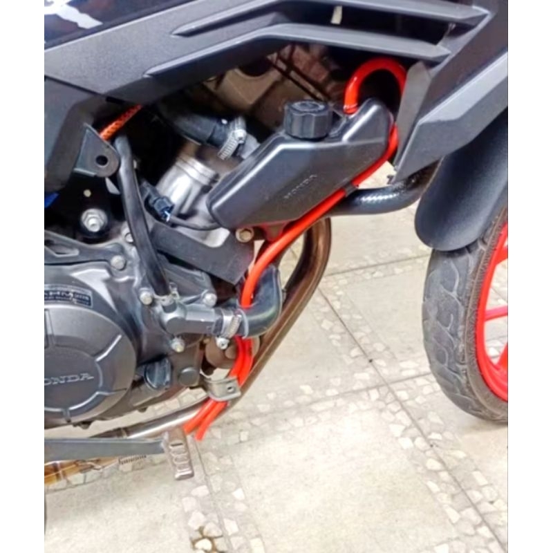 SELANG RESERVOIR TABUNG RADIATOR AEROX NMAX LEXI VARIO SELANG HAWA RADIATOR VIXION JUPITER MX KING C