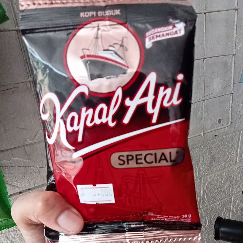 

Kapal Api spesial