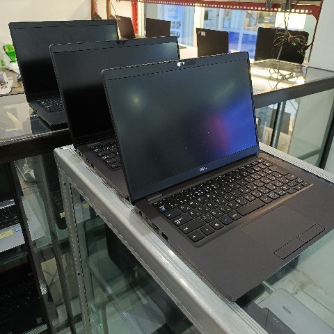 Dell Latitude 5300 Core i5 Gen8 RAM 16GB