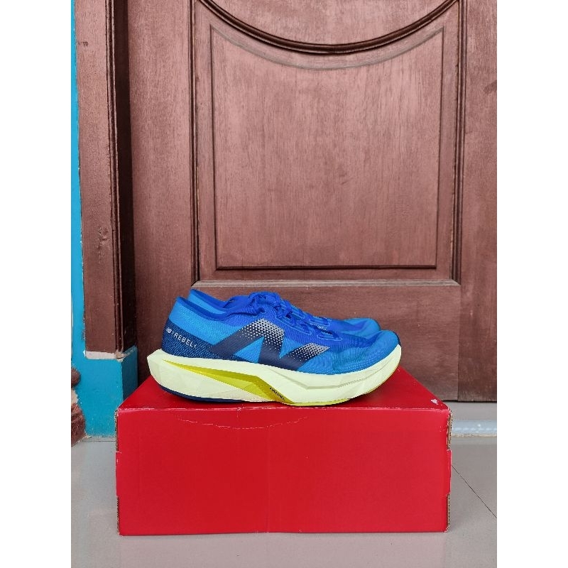 new balance rebel v4
