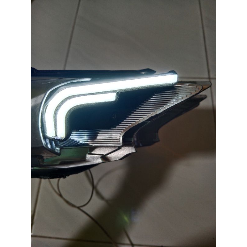 Variasi lampu belakang beat Gen2 warna putih