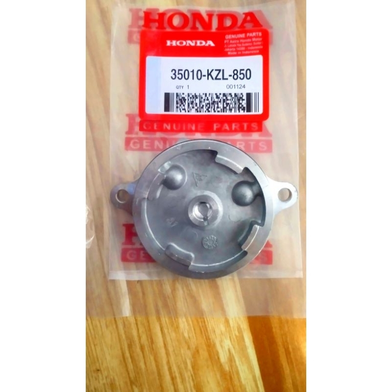 TUTUP POMPA OLI KZL BEAT SCOOPY  SPACY ORI