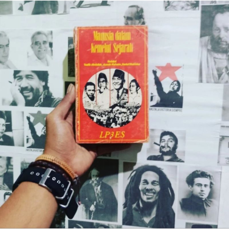 Jurnal Prisma Edisi Khusus Seratus Tahun Soedjatmoko / Soekarno / Manusia dalam Kemelut Sejarah / Ge