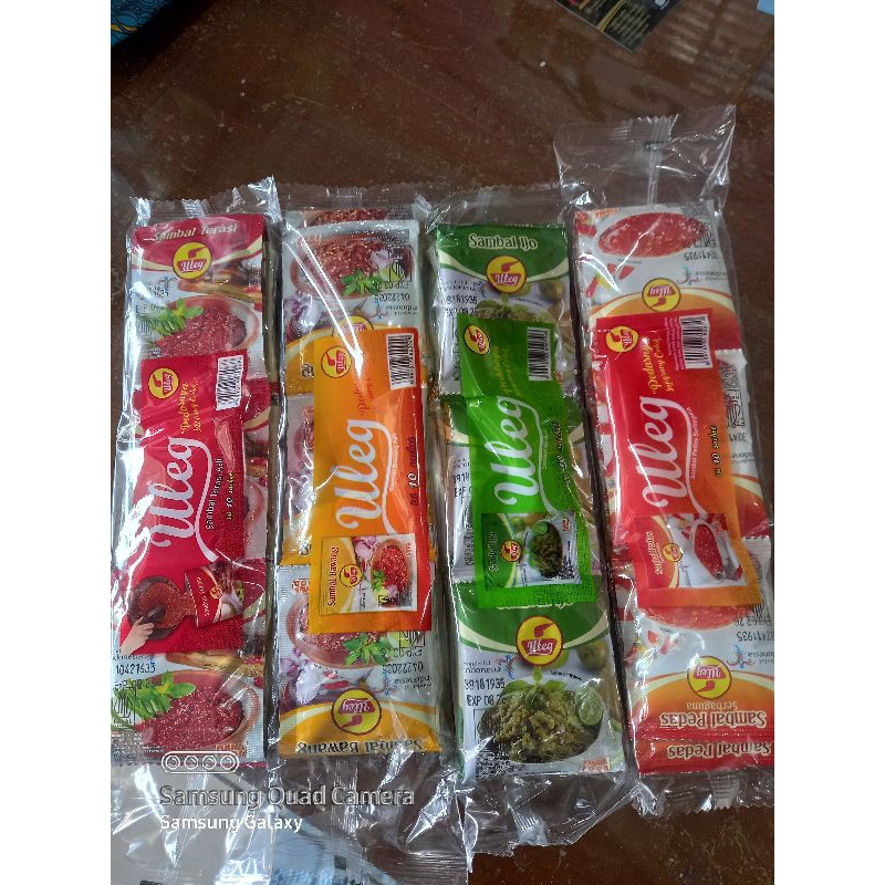 

sambal uleg finna/ 1 renteng isi 10 sachet