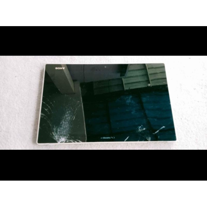 Tablet Sony Xperia Z - DOCOMO - SO-03E minus bahan