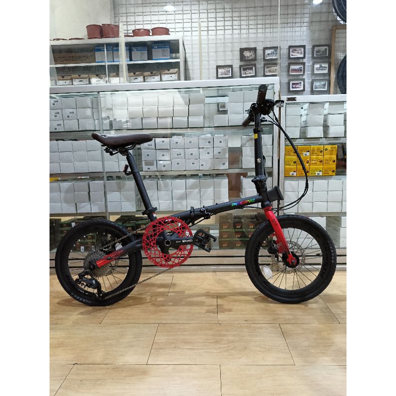 Pacific Kodiak L ukuran 16+