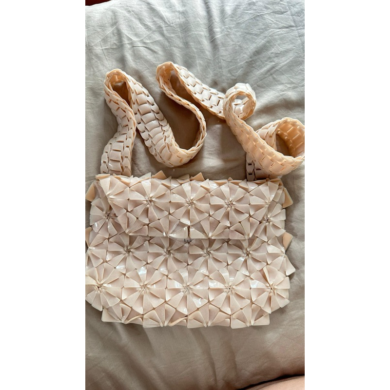 Byo Warior in Beige (Preloved)