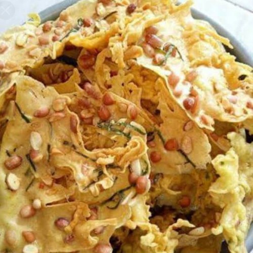 

Doyankali Rempeyek Peyek Kacang Tanah Bulat Renyah Gurih Premium Toples Semua Varian