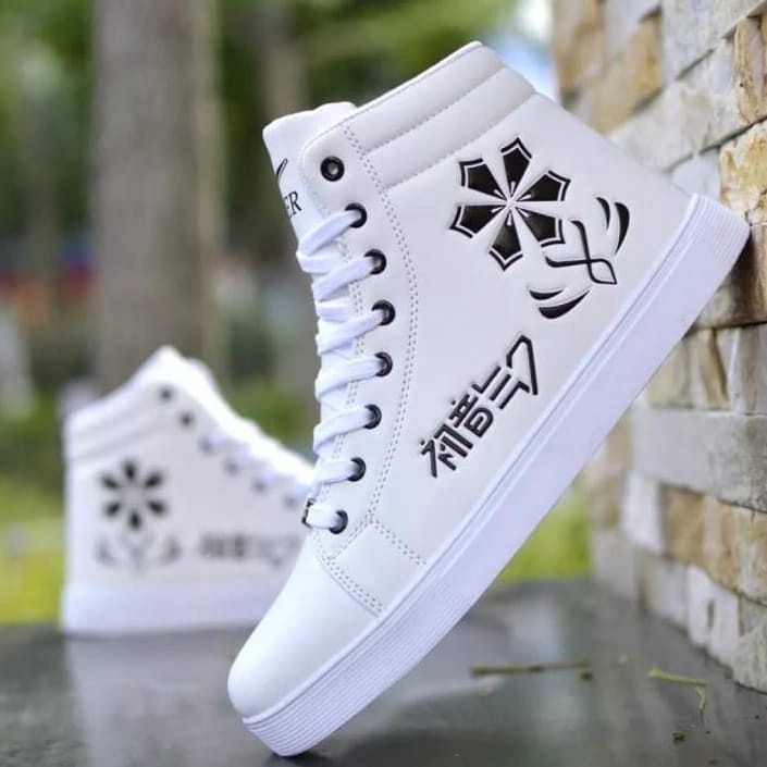 sepatu pria boot korea dan boot bendera warna putih dan hitam