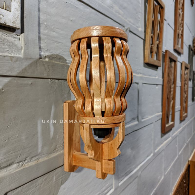 LAMPU TERAS KAYU/Lampu Dinding/LAMPU HIAS Dari KAYU