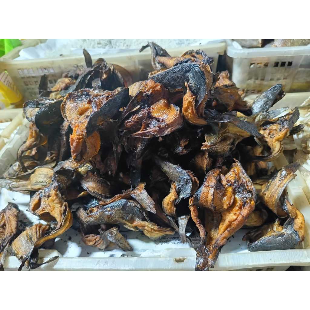 

Ikan Asin / Maco Salai Lele 1kg Asli Bukittinggi