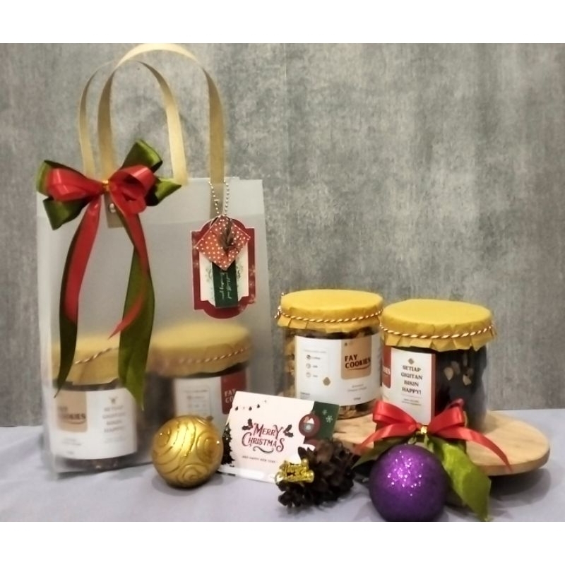 

Hampers Natal | Paket Natal | Kue Natal | Parcel Natal | Gift | Hadiah Natal