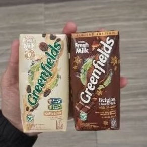 

Greenfields susu UHT kopi ( 1 dus isi 24 pcs / 32 pcs ) rasa CAFFE LATTE / BELGIAN CHOCO MILK WOTH ALMOND 200ml