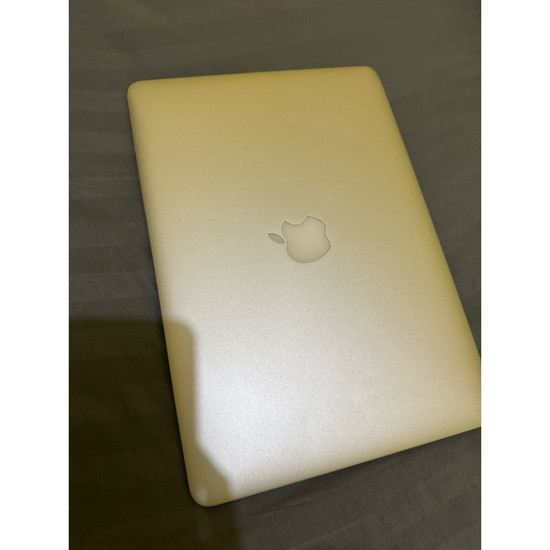 Macbook air 2017 ex ibox 8/128gb