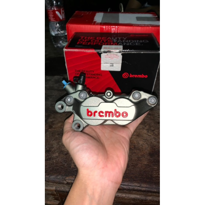Kaliper brembo 4 piston