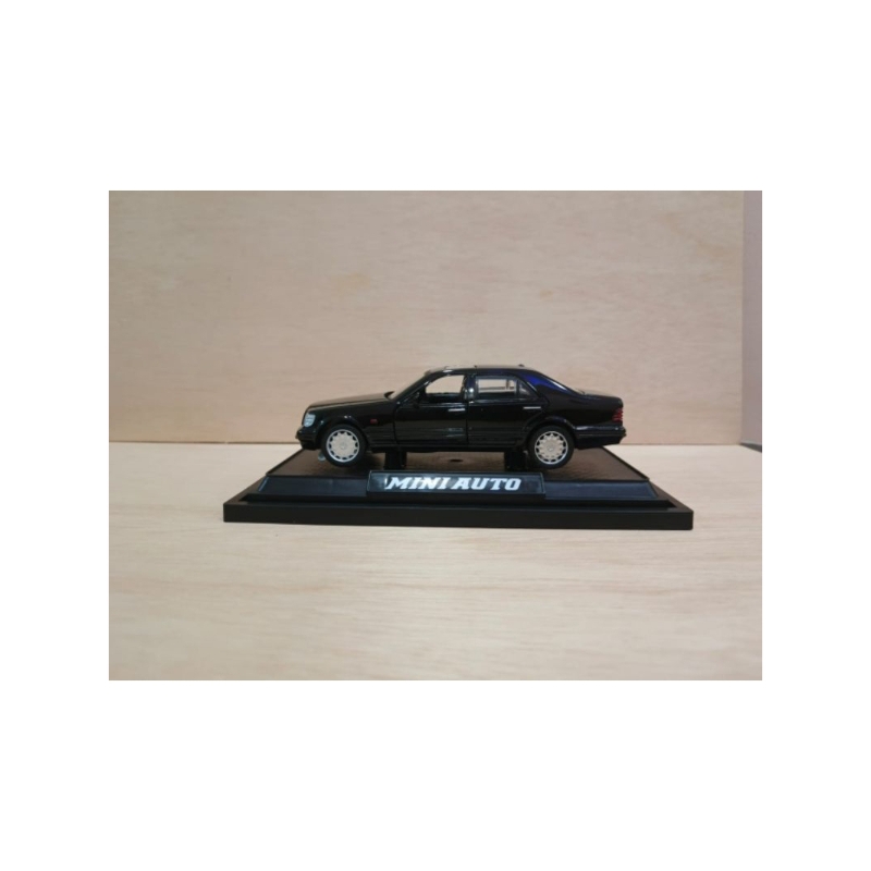 miniatur mobil Mercedes Benz W140