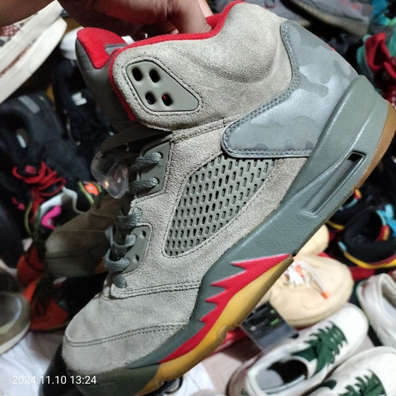 Nike Air Jordan Retro 5 Camo, size 44, tembus Upc