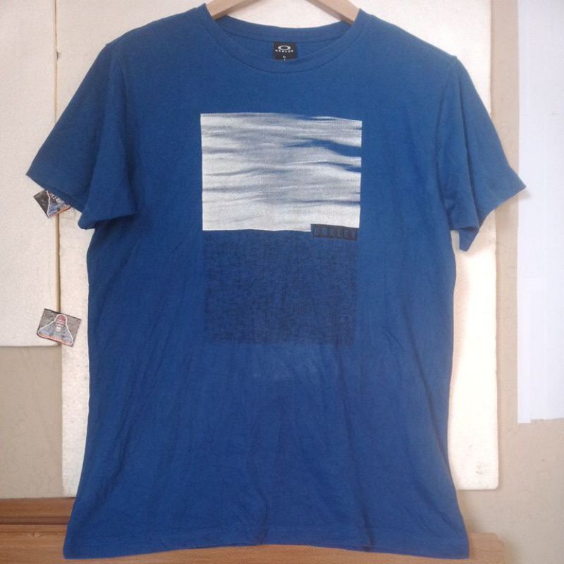 OAKLEY surf vintage t shirt size XL fit L SECOND ORIGINAL