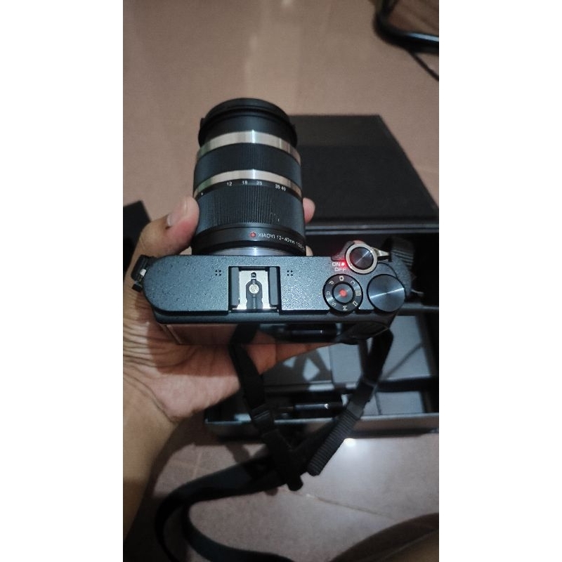 Kamera Xiaomi Xiaoyi M1 Mirrorless